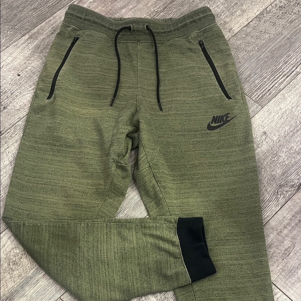 Nike Army Green Joggers with Black Details- Size Medium - Picture 2 of 6